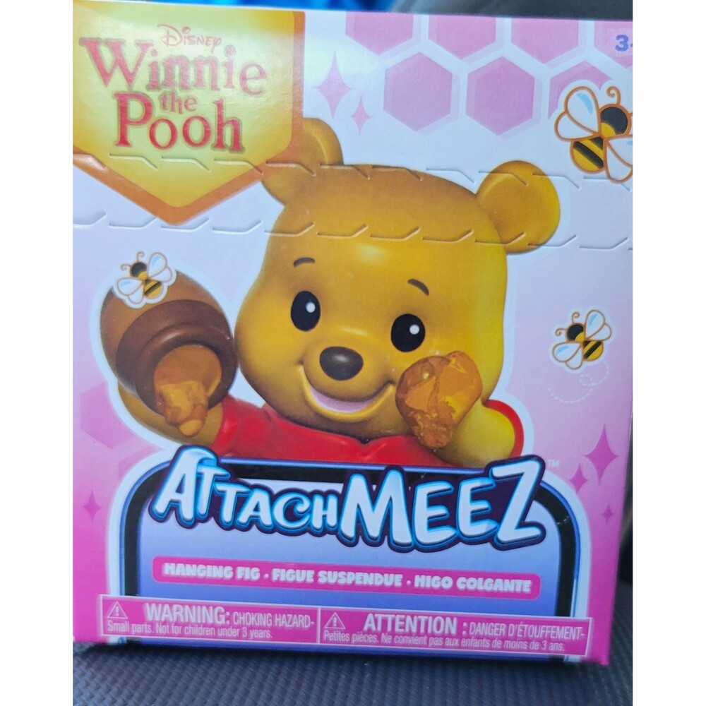 NIB Disney Winnie the Pooh AttachMeez Hanging Figure - Sleepy Pooh